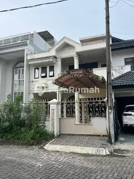 DIJUAL VILLA KOMPLEK GRAHA HELVETIA