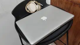 JUAL MACBOOK PRO 2012 KONDISI POWER/BATERAI MATI TAPI UNIT MASIH BAGUS