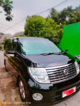 Elgrand 2007 Metik