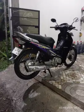 Honda karisma 2004