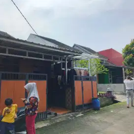 Rumah second nempel GDC kota Depok