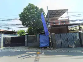 Rumah Lama di Jl Mawar Bintaro Jakarta Selatan