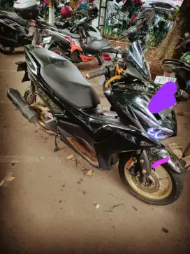 Dijual Cepat! Yamaha Aerox 155 2022 - Kondisi Istimewa!