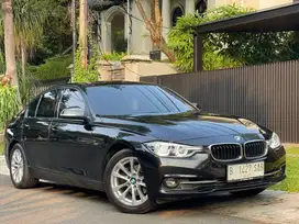 TERMURAH BMW f30 320i SPORT LCI AT 2017 HITAM FULLSET PAJAK PANJANG