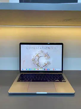 MacBook Pro 2020 i7 16/512GB