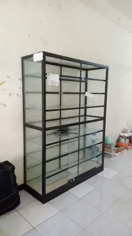 Etalase kaca aluminium uk 200x150x50 cm