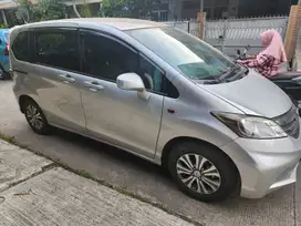 Honda Freed 2012 Bensin