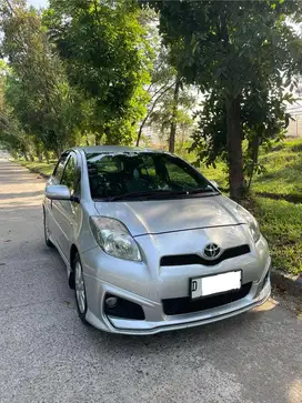 Toyota Yaris S TRD Sportivo Manual 2012