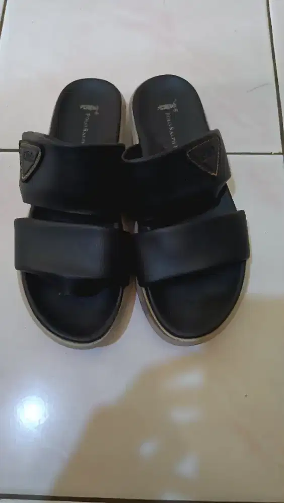 sendal Polo Raphle
