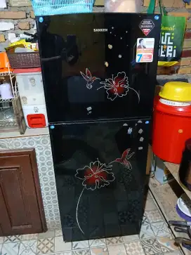 Kulkas Sanken 2 pintu