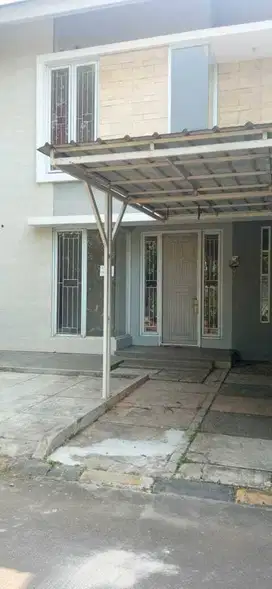 Disewakan rumah di cluster Modernland. Tangerang