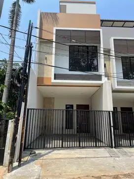 A90 Jual Rumah Baru Minimalis Ready di Patra Tomang Tanjung Duren