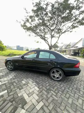 Mercedes-Benz C180 2002 Bensin