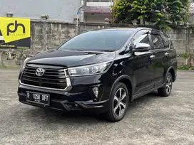 Innova VENTURER 2022 Diesel Matic AT Hitam Mulus Super Istimewa Banget