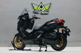 Yamaha XMAX 250Abs like new piaggio vespa primavera sprint GT200 FORZA