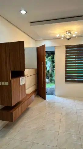 Disewakan rumah murah  di Citra Gran Cibubur
