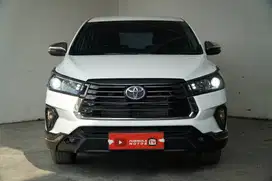 Toyota Venturer diesel 2021 Putih