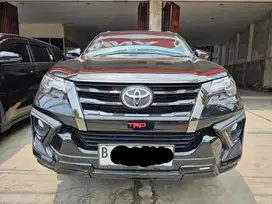 Toyota Fortuner VRZ TRD At [Matic] 2020 Hitam Plat Ganjil Terawat