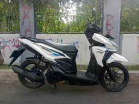 Vario 125 CBS ISS th 2015 Surat lengkap & pajak panjang