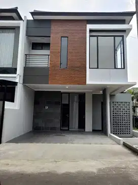 Dijual Rumah Siap Huni Modern Bintaro Sektor 9, 16855
