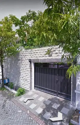 Dijual rumah simpang darmo permai selatan siap huni semi furnished
