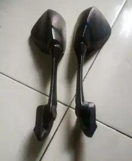 2 SPION SUZUKI GSX 150 ORISINIL BAGUS DAN NORMAL Bekasi Utara
