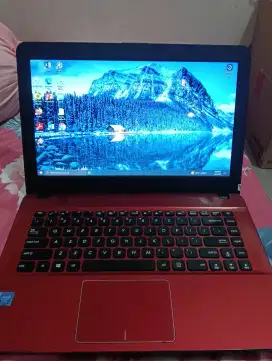 Laptop Asus 14in