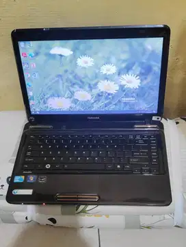 Laptop Toshiba Core i5 Ram 4 GB