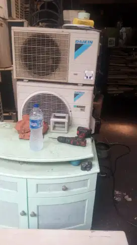 Daikin  1  pk  R410  tailan