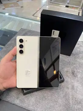 Samsung Galaxy Z Fold 5 12/1tb Sein fullset