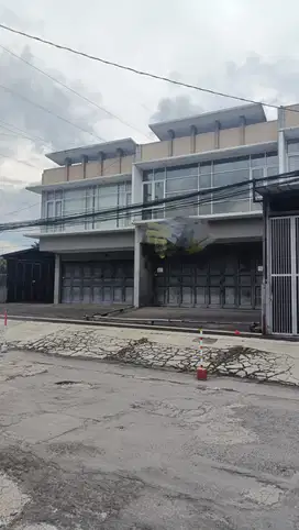 Disewakan Ruko Cocok Segala Usaha/Kantor Kecuali Resto di Mekar wangi