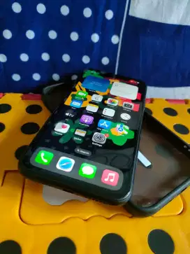 Wts iPhone xr 64gb fullset all operator