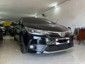 Toyota Corolla Altis V 1.8 AT hitam km low DP 40 juta