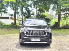 Innova Zenix V Hybrid 2023 matic tangan pertama