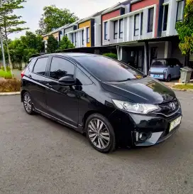 HONDA JAZZ RS 2015 (LOW KM 79rb RECORD)