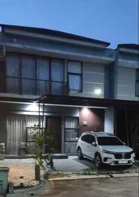 RUMAH 2 LANTAI SIAP HUNI EMERALD LAND CIBINONG