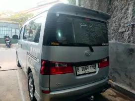 Daihatsu Luxio Tipe M 2009