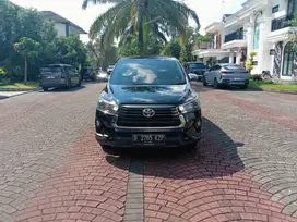 Innova Venturer 2.4 Diesel Matic 2021