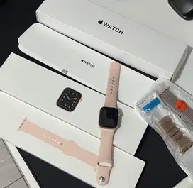 Apple watch series SE 2020 Gold pink 40mm