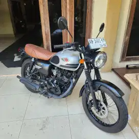 W175 SE silver 2019 Gbm bisa tunai atau kredit