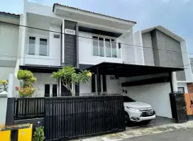 Jual Segera Rumah Bagus 2 Lt
Siap Huni Rawamangun Jakarta Timur