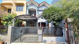 Rumah 2 lantai komplek graha asih Cipamokolan dekat RS Al Islam MIM