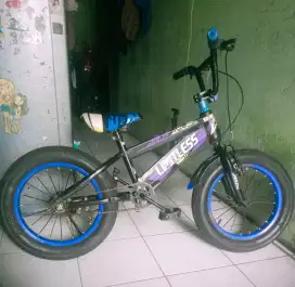 Sepeda anak UK 16 ban jumbo