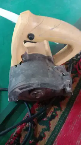 Mesin Potong Keramik