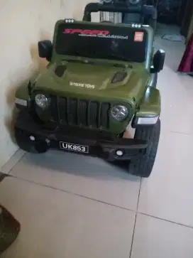 Mobil aki bekas