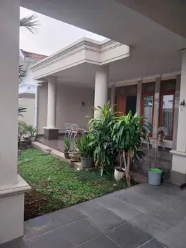 Rumah Siap Huni dan Nyaman Jl.Halmahera Semarang Timur – 10608