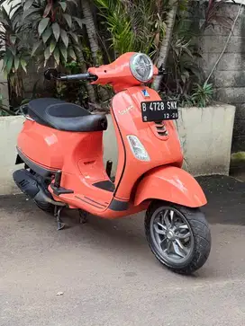 VESPA LX 125 IGET TAHUN 2021