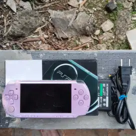 PSP 3000 Lilac Purple 32GB FULL GAMES