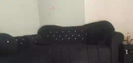 barang kali ada yang minat shopa mulus siap cek