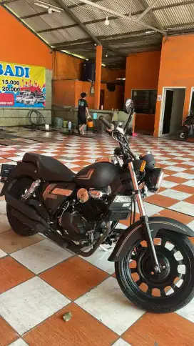 motor benneli efi 200 cc